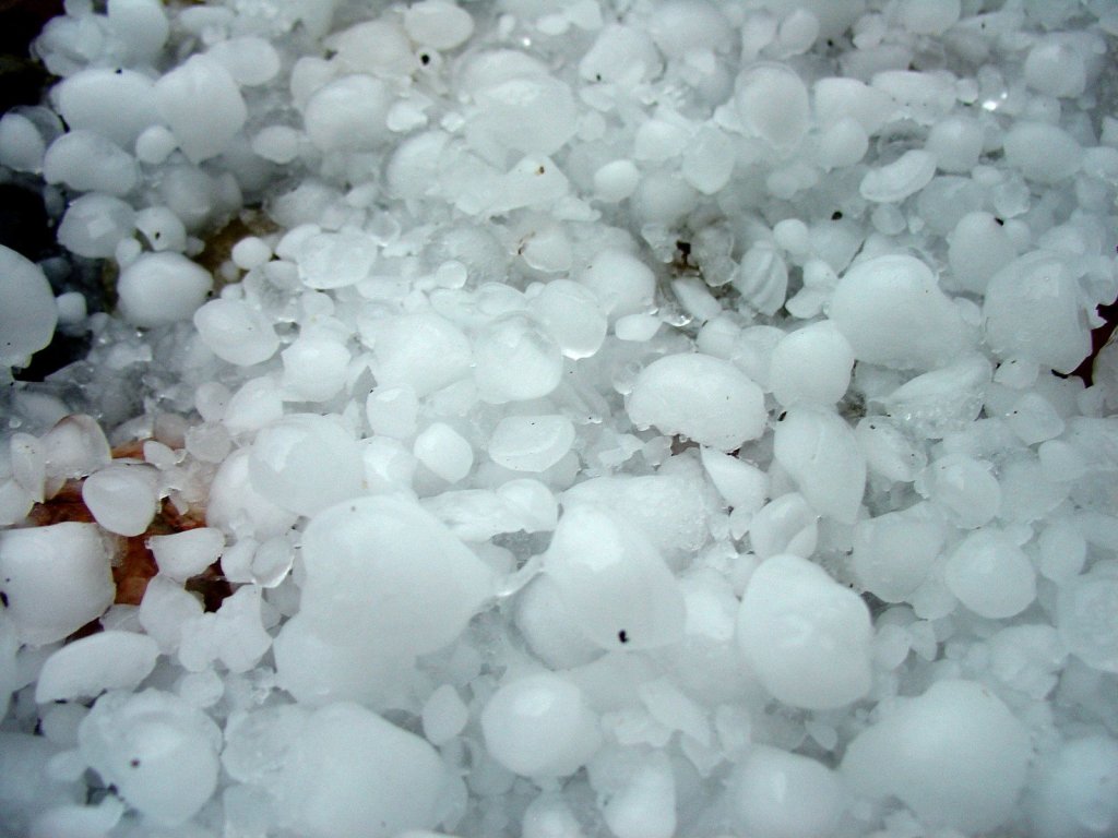 What to Do After a Hailstorm: Your Next Steps & How to Choose the Right&nbsp;Contractor